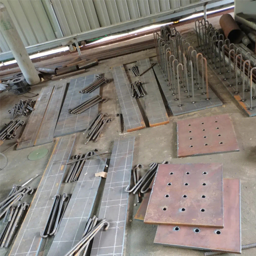 有哪些其他因素会影响绵阳预埋件位置的确定？